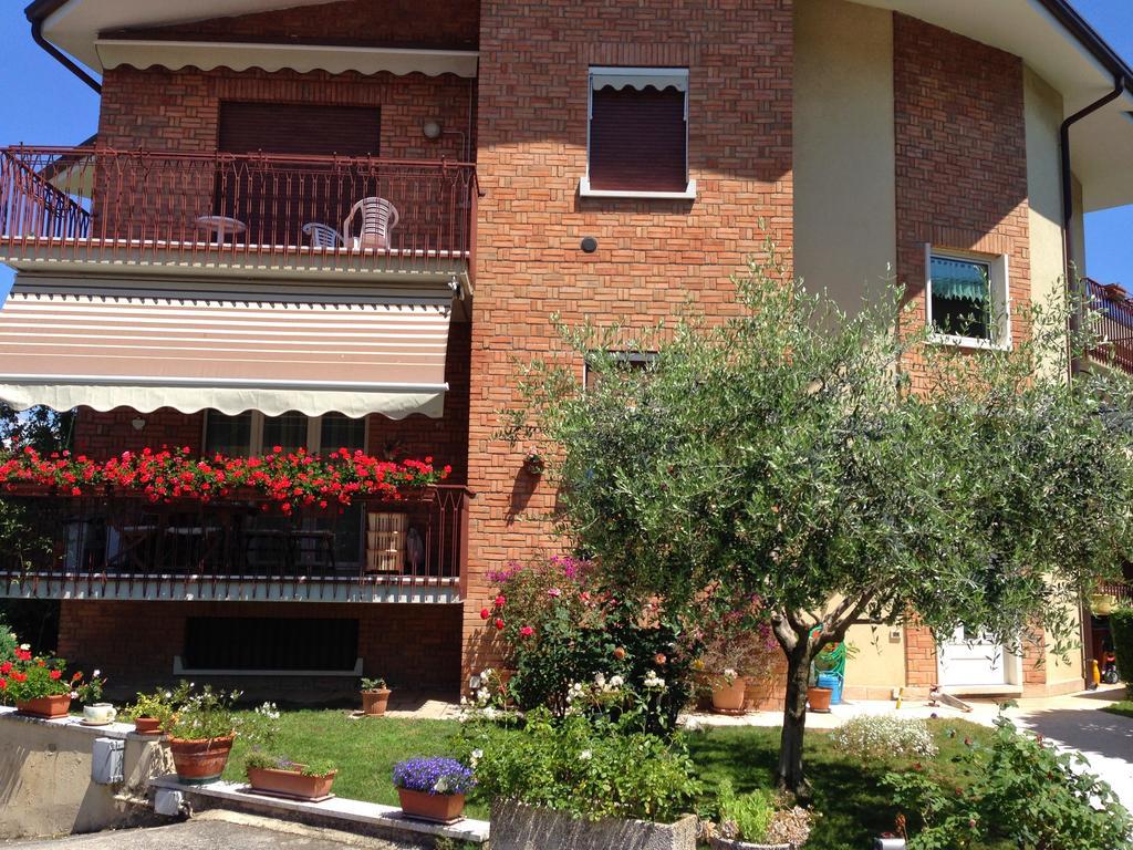 Appartamenti Poggio Di Giano Poiano Zimmer foto